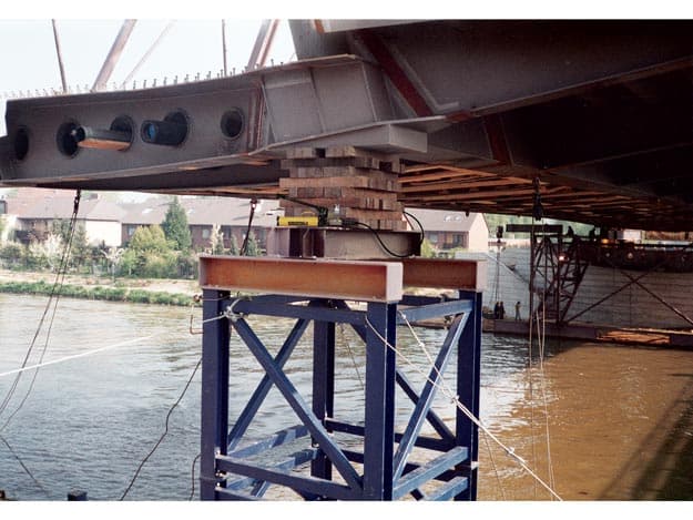 P77, dvoustupňové, ULTIMA ocelové hydraulické ruční čerpadlo