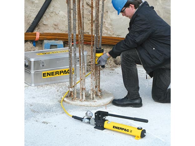 SCH202H, 20 Ton, 51 mm Stroke, Hollow Hydraulic Cylinder and Hand Pump Set
